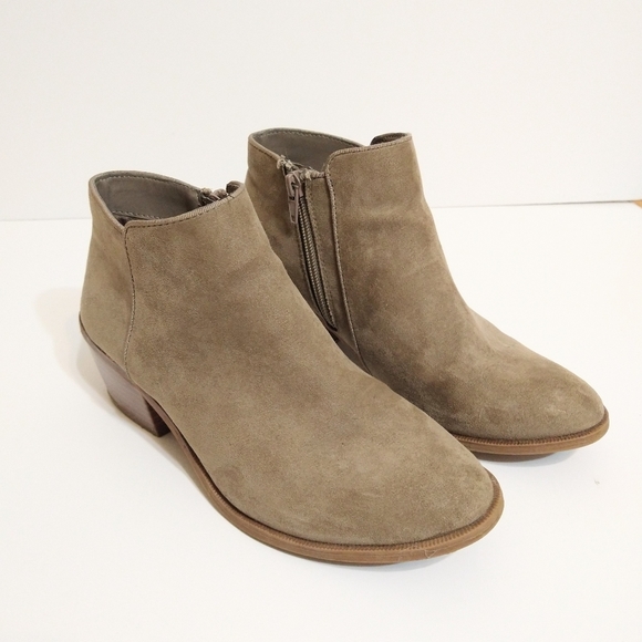Shoes - Amazon Essentials Taupe Faux Suede Booties with Heel Size 7